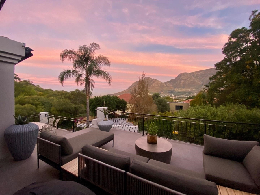 4 Bedroom Property for Sale in Tamboerskloof Western Cape